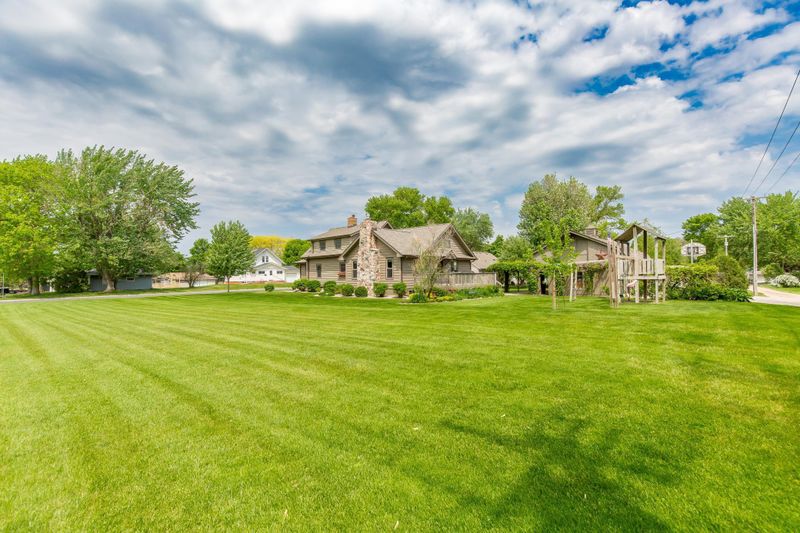509 Pershing Ave N, New Prague, MN 56071