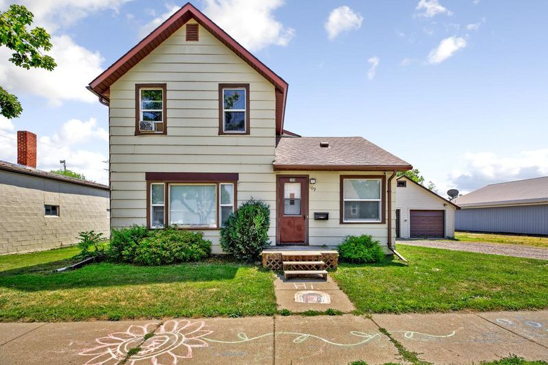 109 Main St W, Waterville, MN 56096
