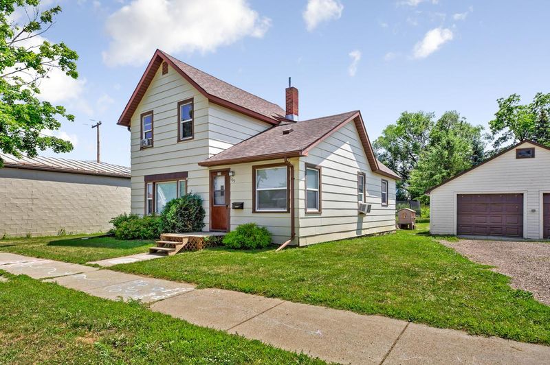 109 Main St W, Waterville, MN 56096