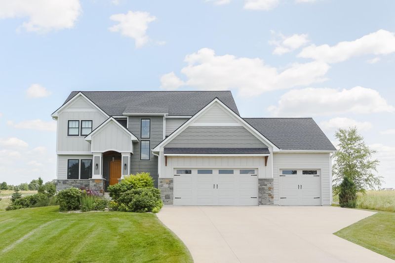 2718 Galena Pl SW, Rochester, MN 55902