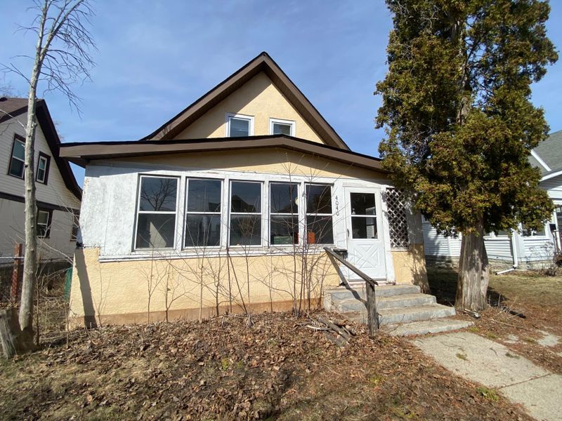 4040 37th Ave S, Minneapolis, MN 55406