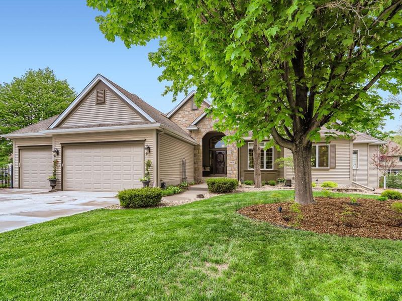 15070 Thrush St NW, Andover, MN 55304