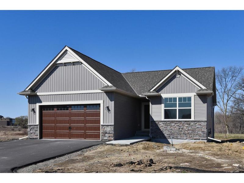 4673 Landmark Dr NE, Saint Michael, MN 55376