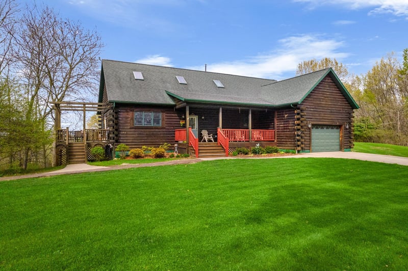 N15037 W Prairie Rd, Trempealeau, WI 54661