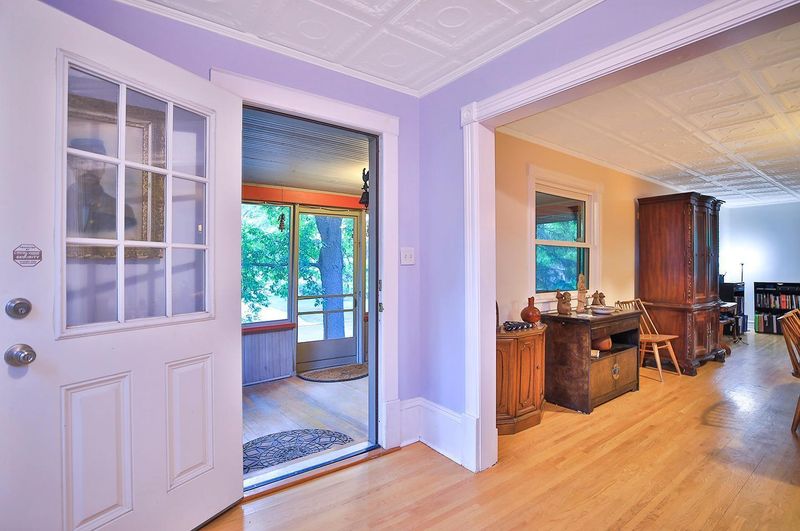 301 Harrison Ave S, Edina, MN 55343