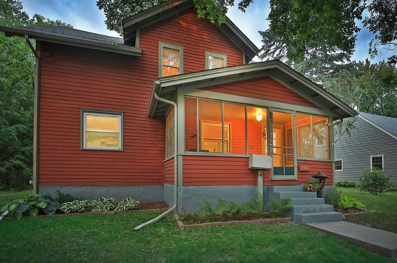 301 Harrison Ave S, Edina, MN 55343