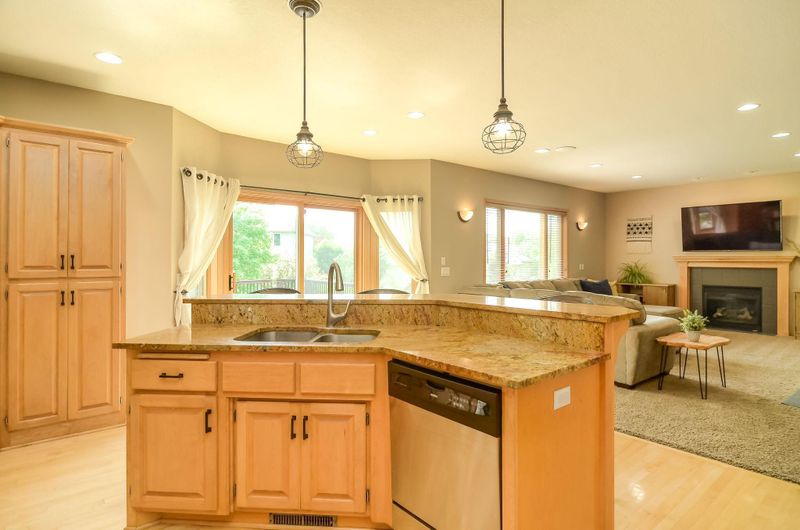 8884 Olive Ln N, Maple Grove, MN 55311