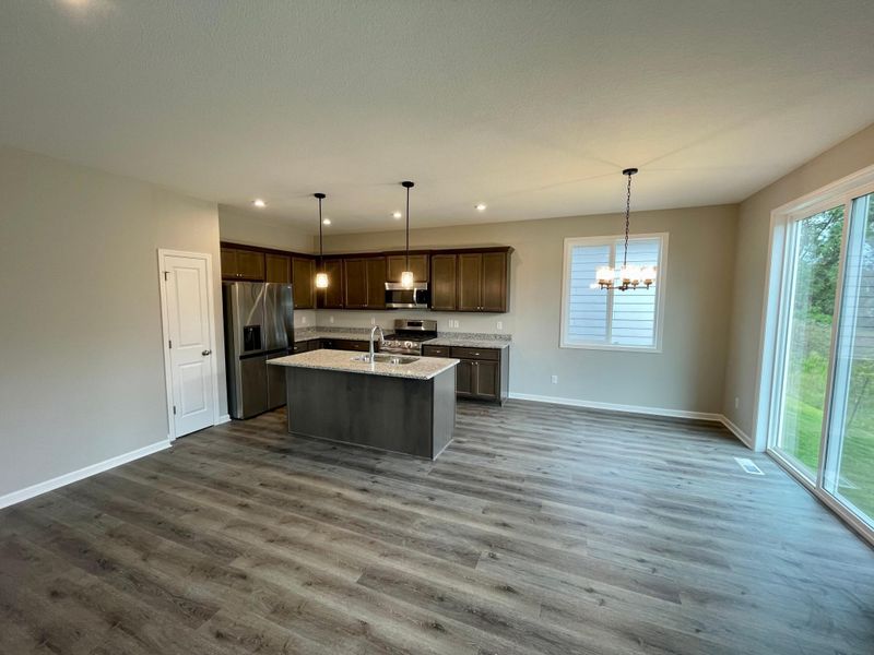 1231 100th Ave NW, Coon Rapids, MN 55433