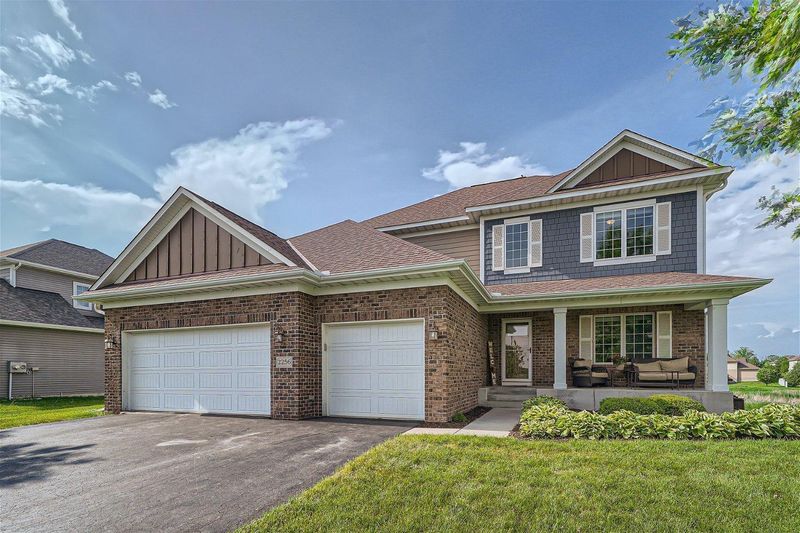 2256 Silver Leaf Trl, Cologne, MN 55322