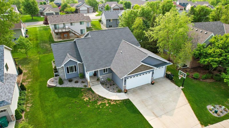 1516 Lavender Ave, Sartell, MN 56377