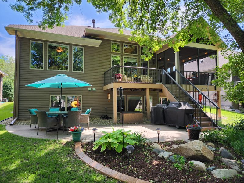 2021 118th Ave NE, Blaine, MN 55449
