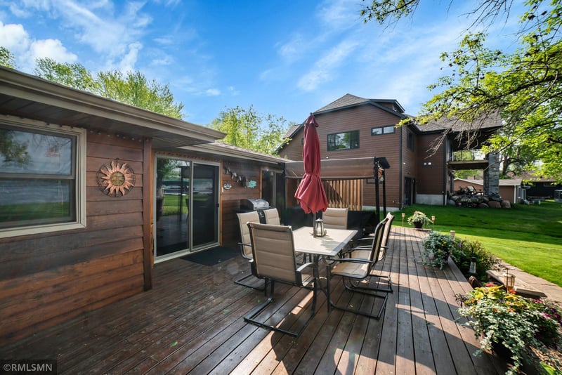 50856 Lakeview Dr, Rush City, MN 55069