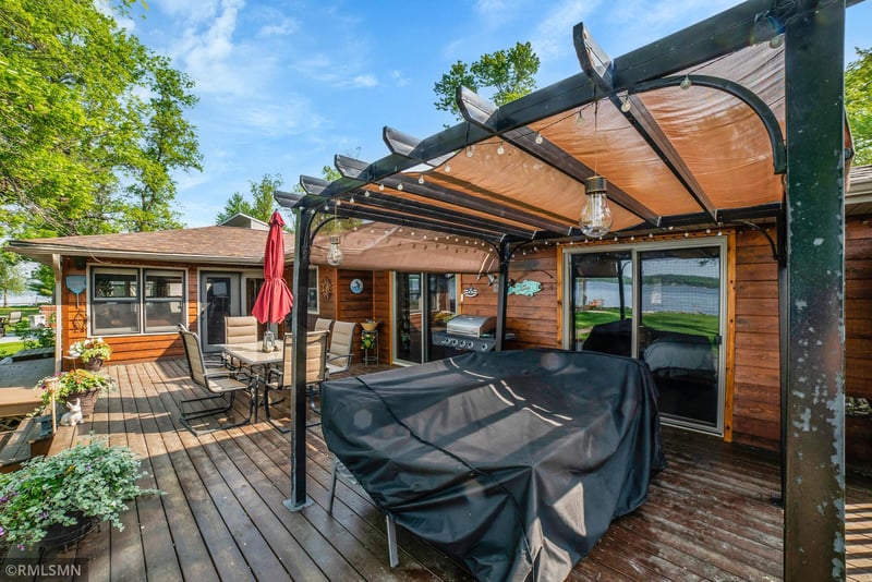 50856 Lakeview Dr, Rush City, MN 55069
