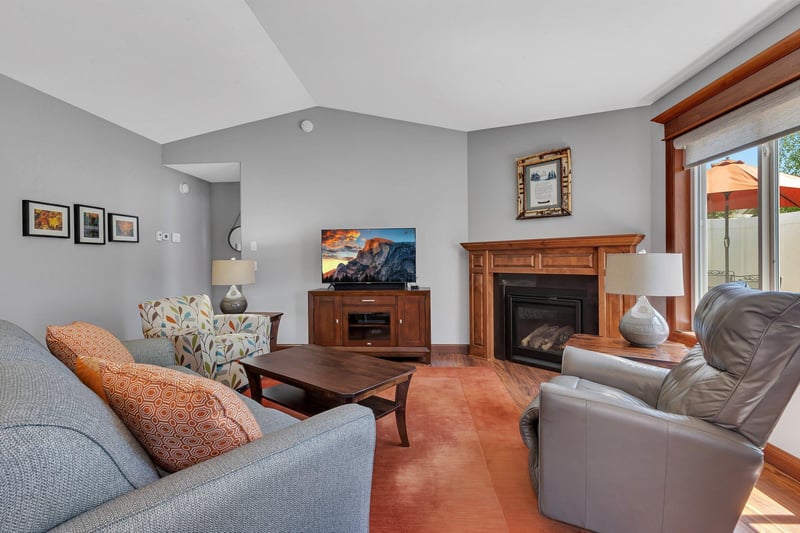 48 Waterford Ln, Waite Park, MN 56387