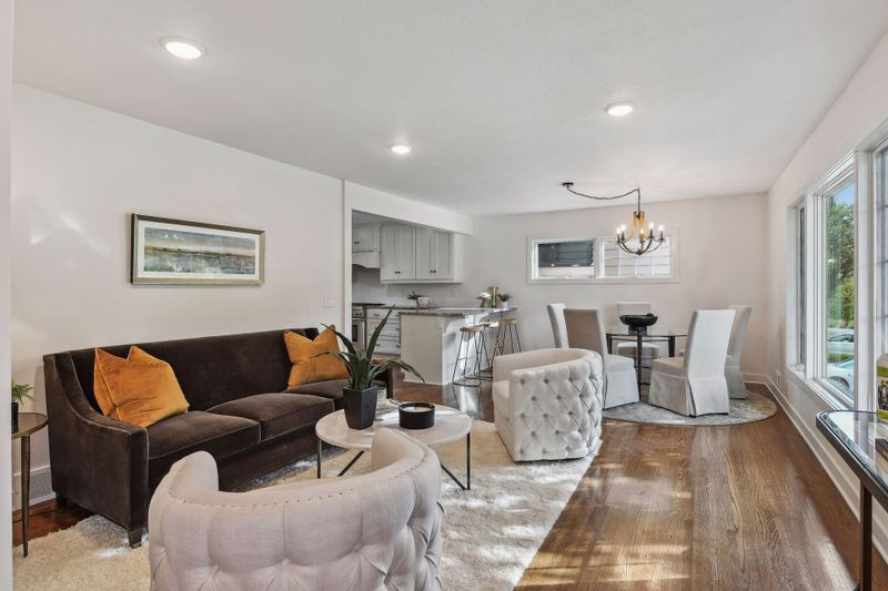 6129 Kellogg Ave, Edina, MN 55424