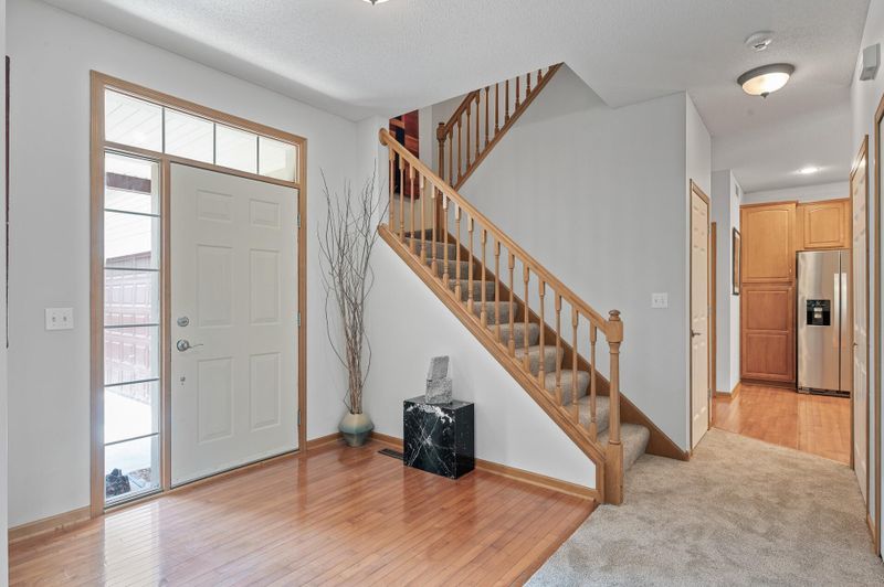 8360 Allegheny Grove Blvd, Victoria, MN 55386