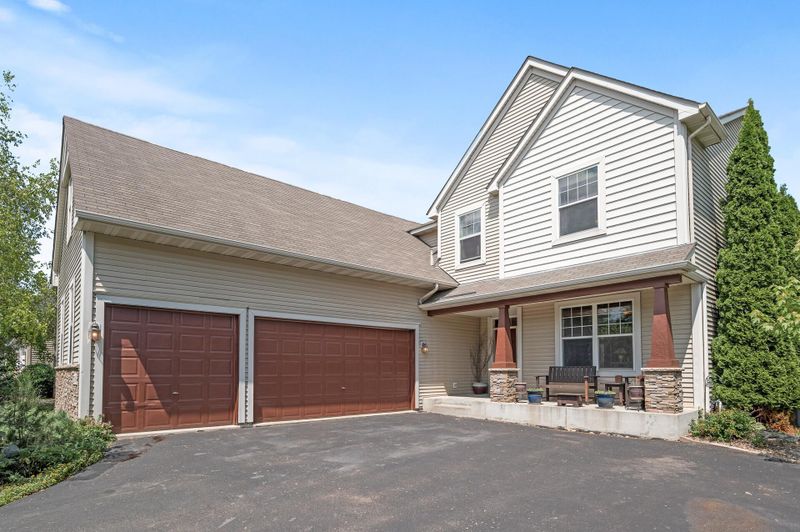 8360 Allegheny Grove Blvd, Victoria, MN 55386