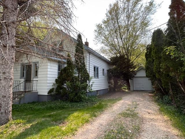 533 Martin Ave, Belgrade, MN 56312