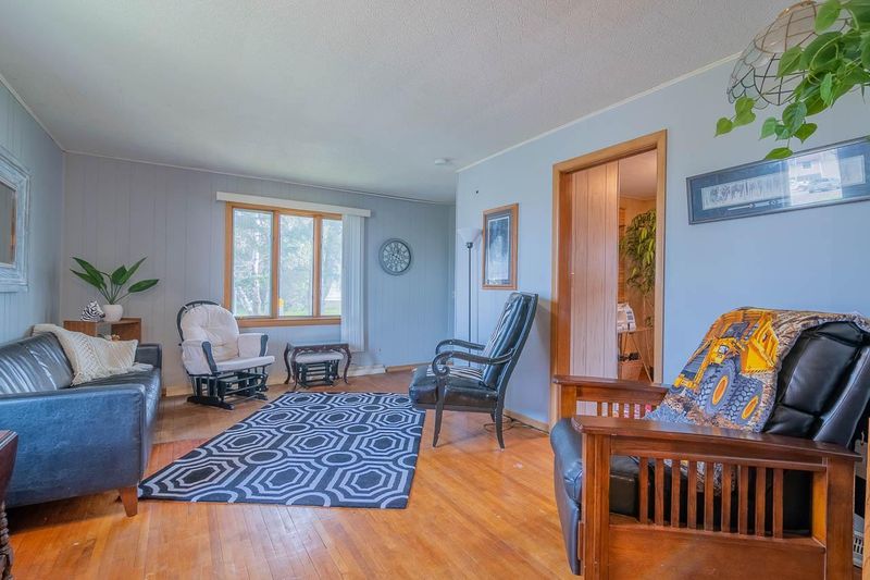19 Central Ave E, Aurora, MN 55705