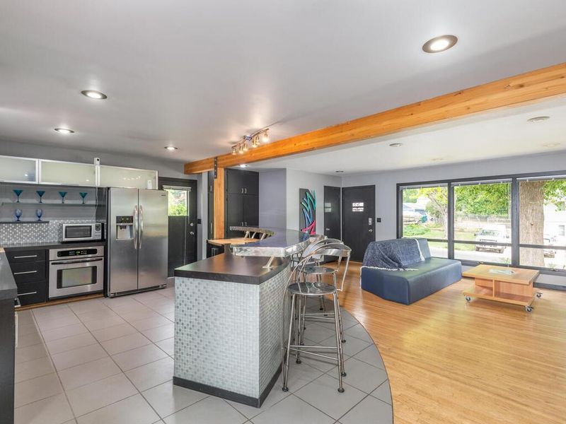 5001 Woodridge Rd, Mound, MN 55364