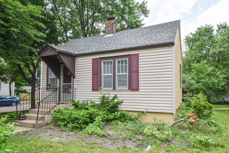 3301 Upton Ave N, Minneapolis, MN 55412