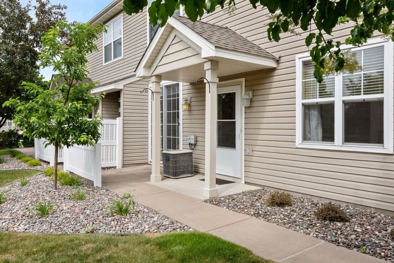 9280 Holly Ln N, Maple Grove, MN 55311