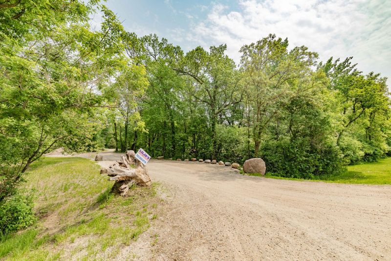 18755 Flamingo St NW, Oak Grove, MN 55011