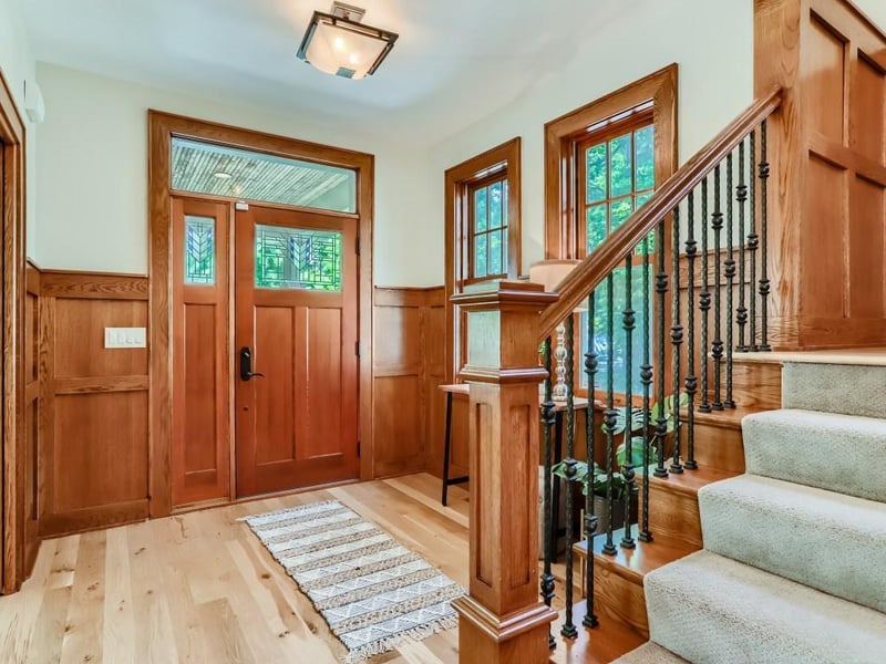 108 Western Ave N, Saint Paul, MN 55102