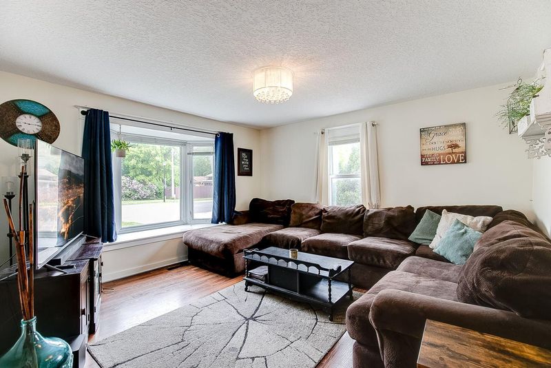 338 Cypress St N, Cambridge, MN 55008