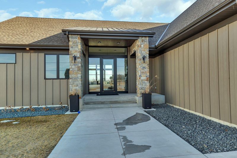 2726 Lehman Ct, Sartell, MN 56377