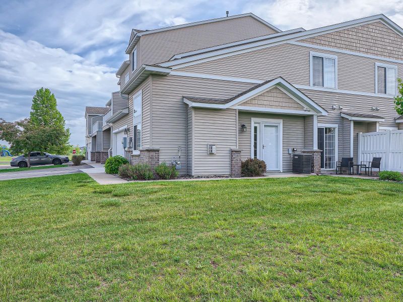 17537 54th St NE, Otsego, MN 55374