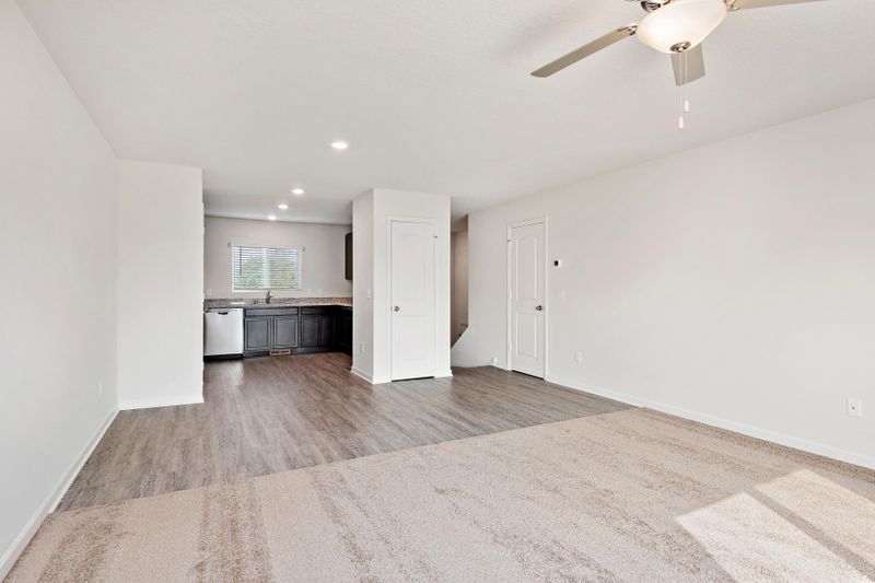 1033 White Tail Ln, Montrose, MN 55363