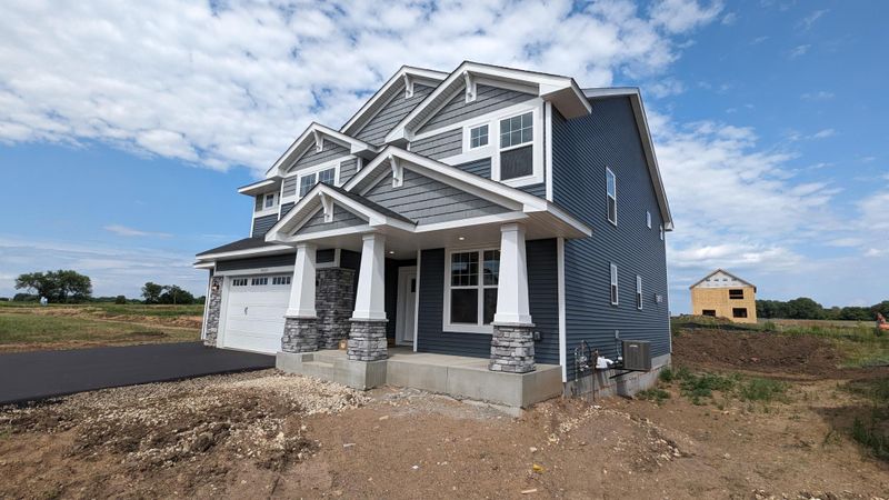 10605 Blackmoor Rd, Woodbury, MN 55129
