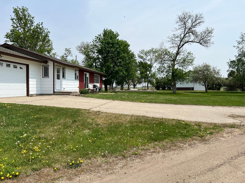 53906 State Highway 28, Alberta, MN 56207