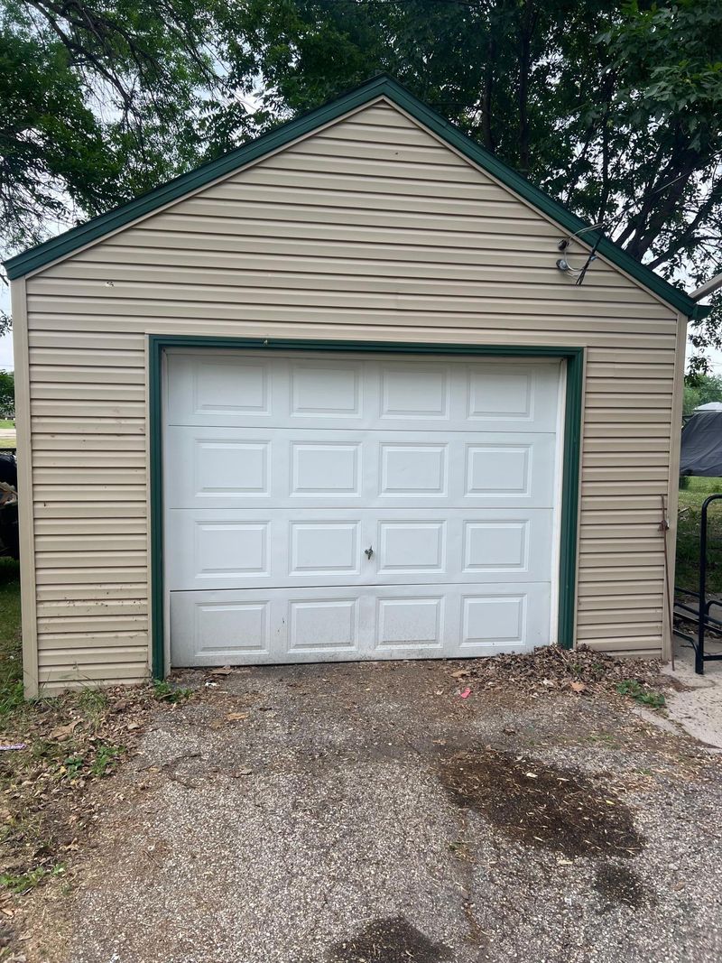 224 2nd St E, Odessa, MN 56225