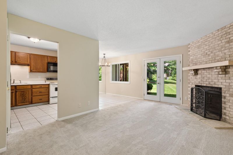10704 Toledo Curve, Bloomington, MN 55437