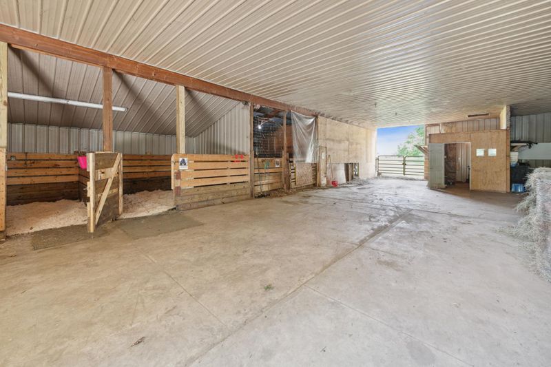 2100 301st Ave NW, Isanti, MN 55040