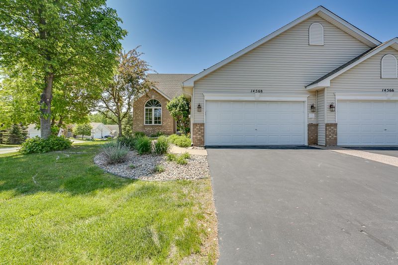 14568 Beverly Ln, Savage, MN 55378