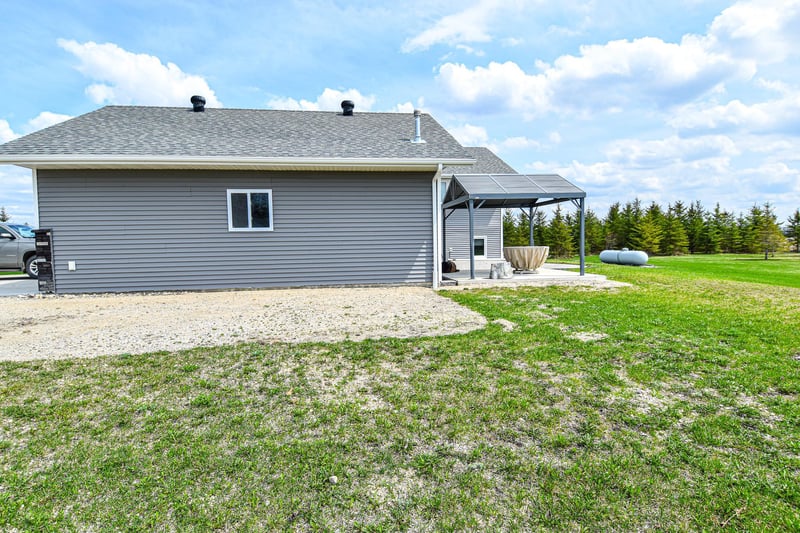 506 Hill Ave, Middle River, MN 56737