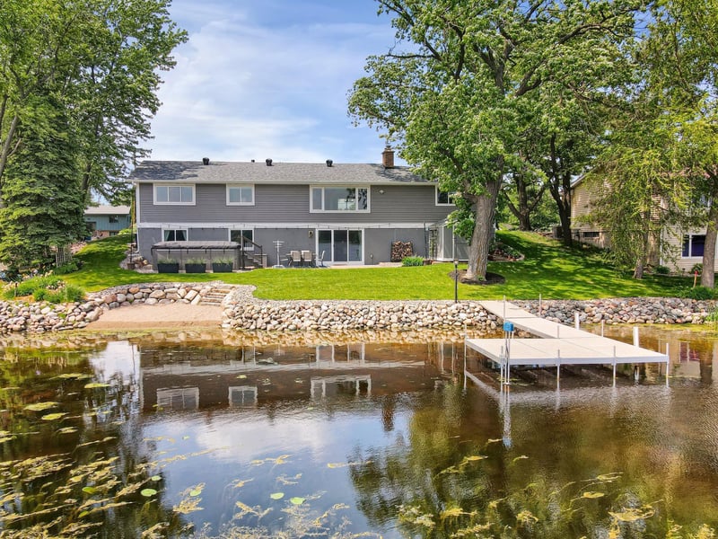 19 W Golden Lake Rd, Circle Pines, MN 55014