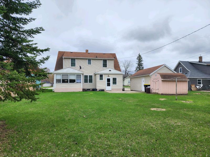 336 2nd Ave SW, Perham, MN 56573