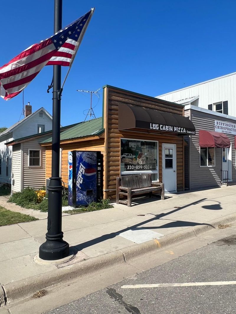 54 Main St W, Osakis, MN 56360