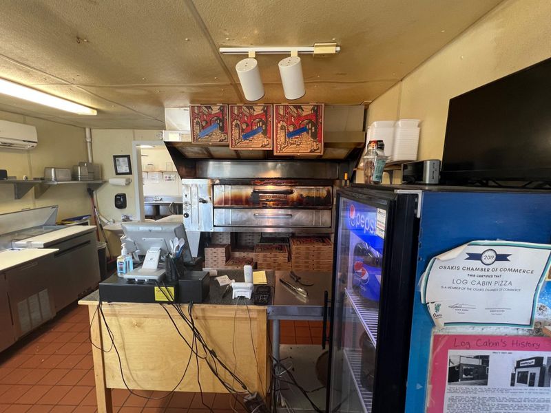 54 Main St W, Osakis, MN 56360