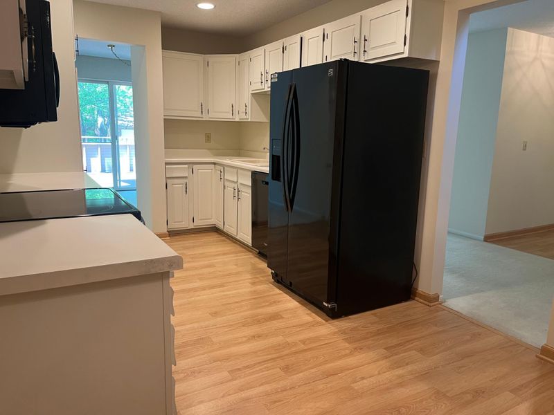 10221 Scarborough Rd, Bloomington, MN 55437
