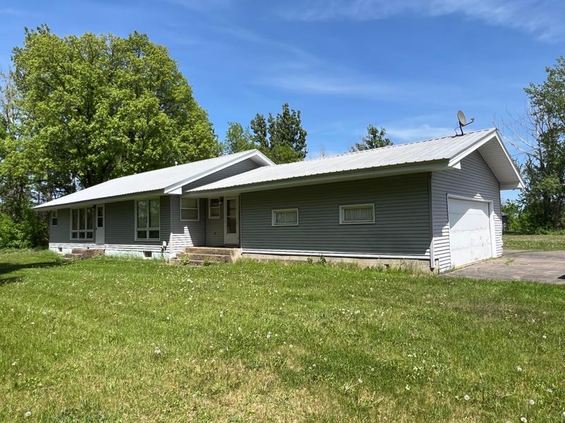 23736 Contrast, Brook Park, MN 55007