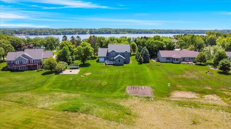 10443 Andrews Dr, Sauk Centre, MN 56378