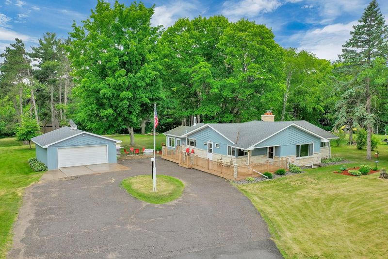 12003 Lindstrom Ln, Lindstrom, MN 55045