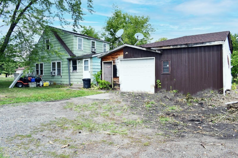 6824 Clover St, Bock, MN 56313