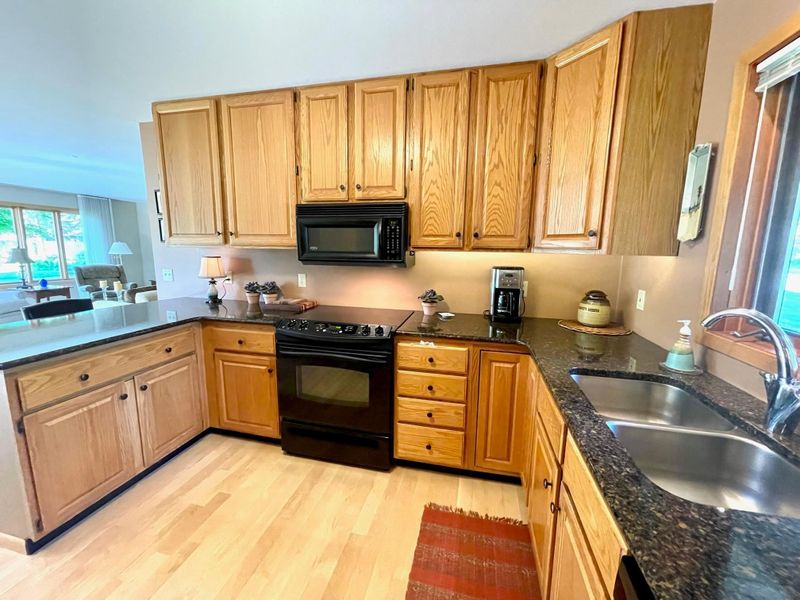 2922 Plum Tree Cir S, Menomonie, WI 54751