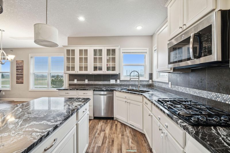 15774 Everglade Ave, Apple Valley, MN 55124